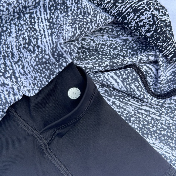 EUC Lululemon Pace Rival skirt size 4 worn once - Picture 4 of 6